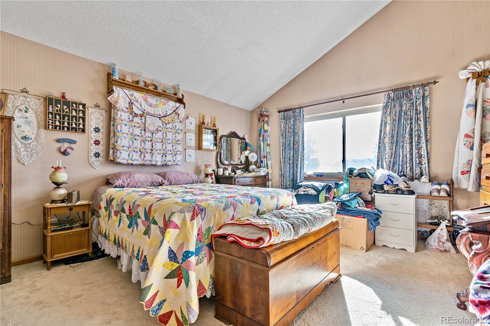 8166 W Geddes Avenue