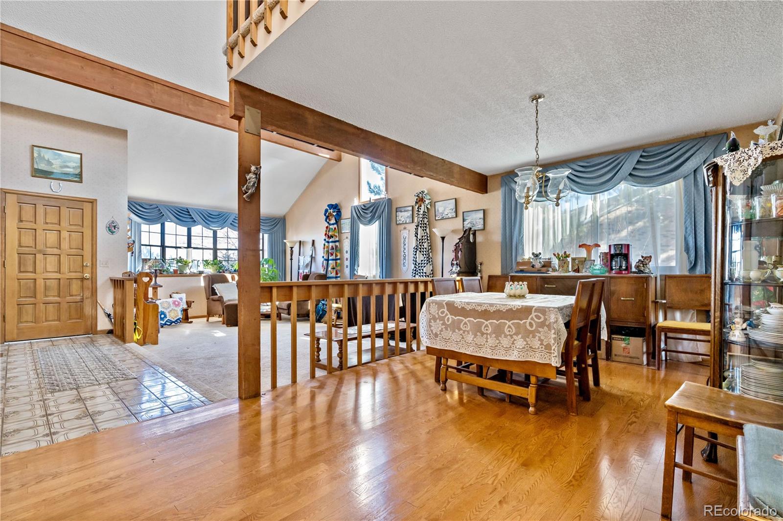 8166 W Geddes Avenue