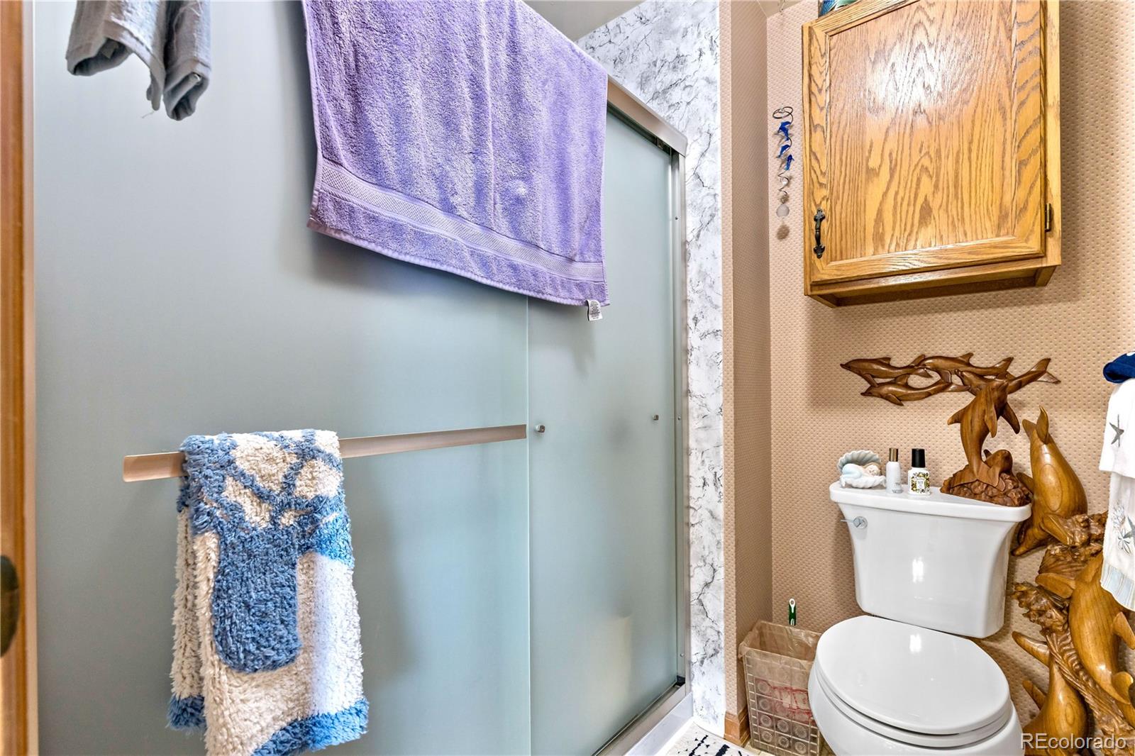 8166 W Geddes Avenue