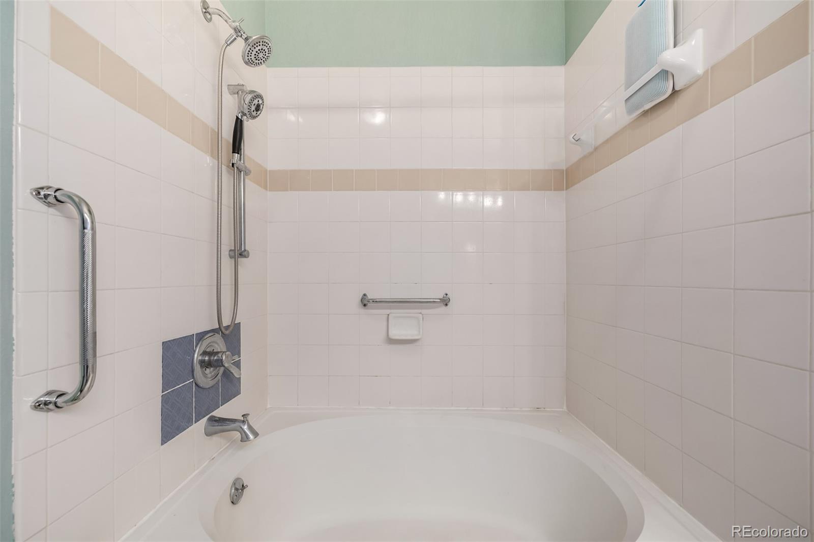 7448 S Quail Circle Unit: 2214