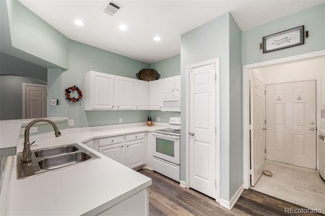 7448 S Quail Circle Unit: 2214