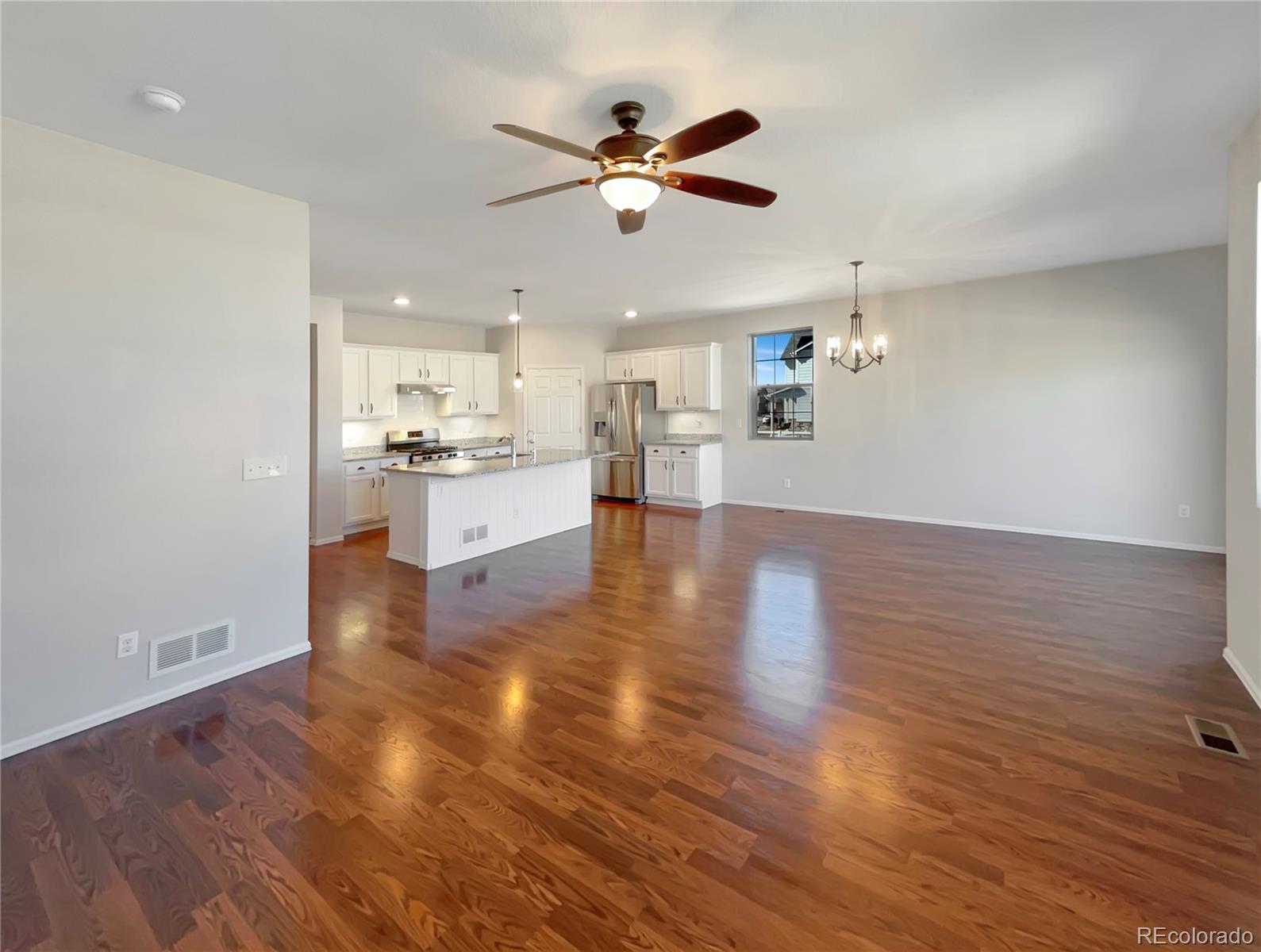 6086 Sun Mesa Circle