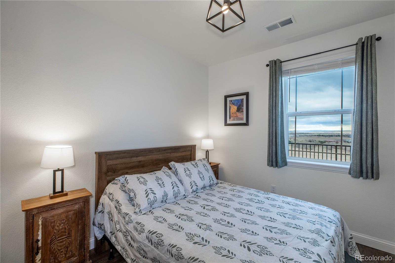 9962 W Victoria Place Unit: 106
