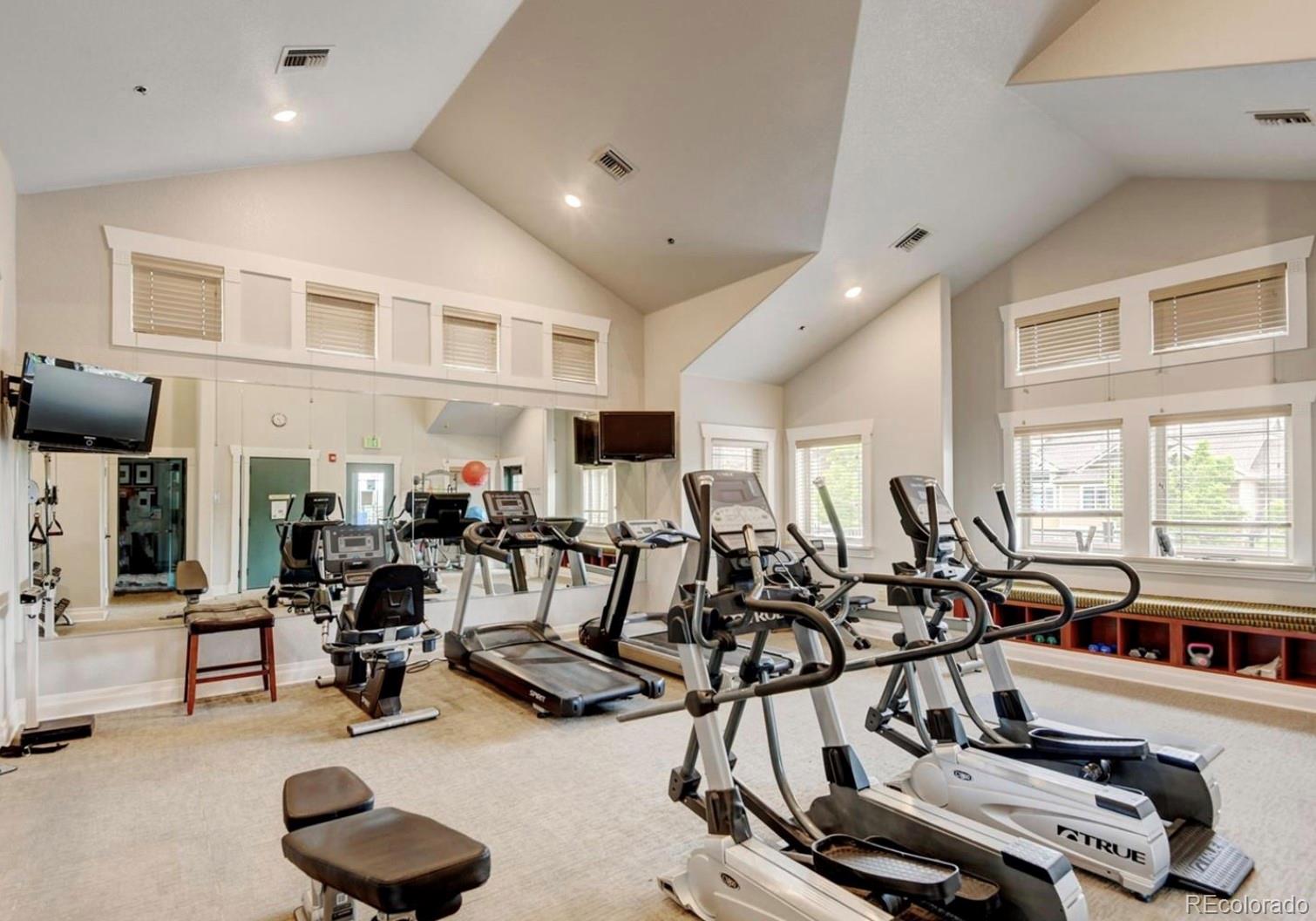 9962 W Victoria Place Unit: 106
