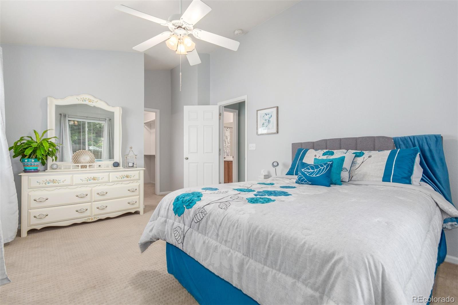 17458 E Bellewood Circle