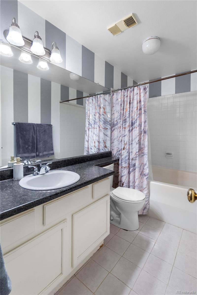 6701 S Ivy Way Unit: A2