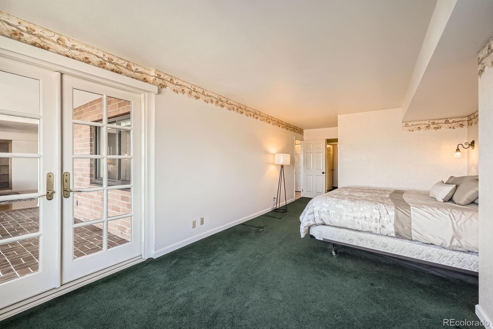 1551 Larimer Street Unit: 1402