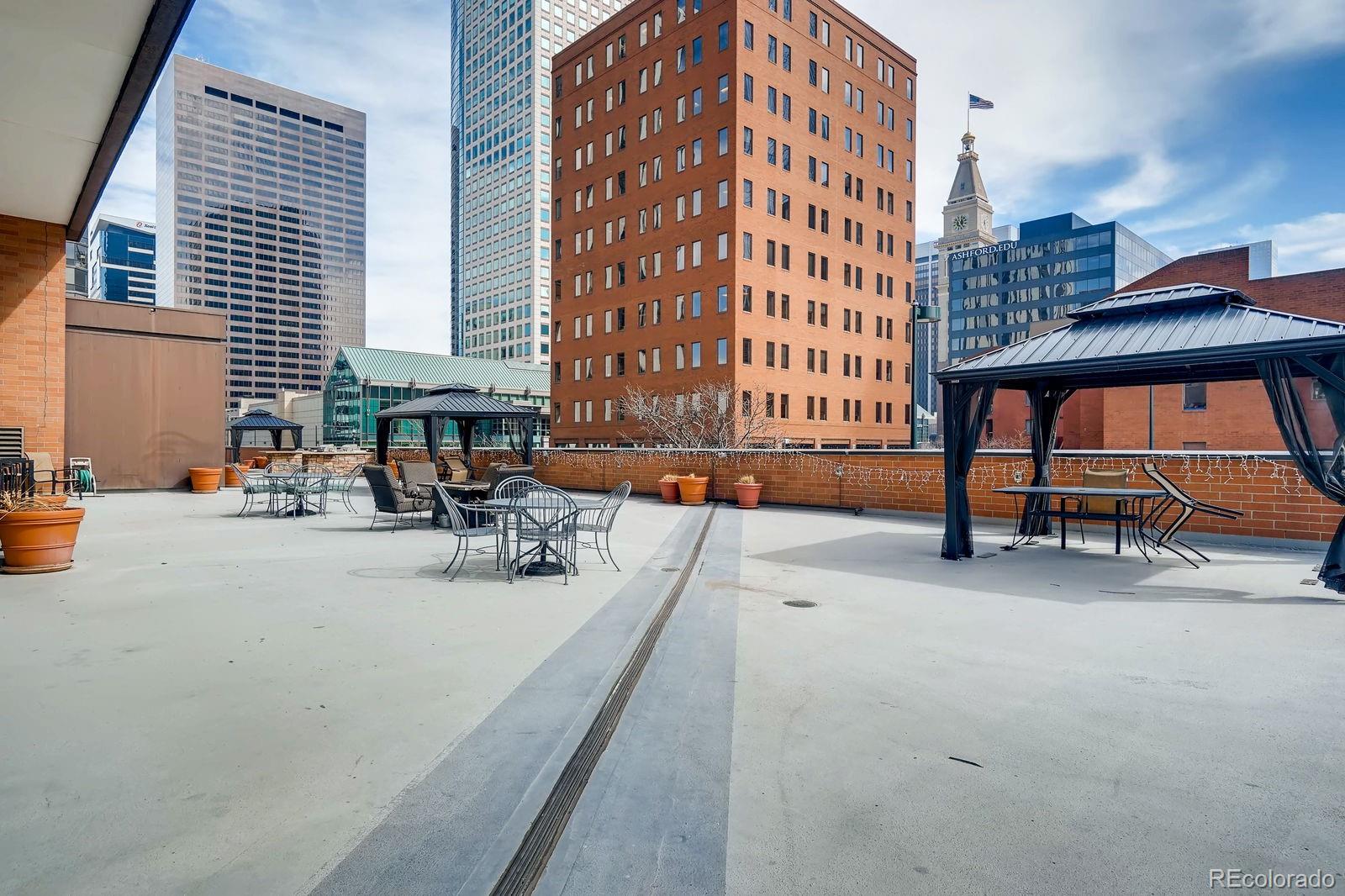 1551 Larimer Street Unit: 1402