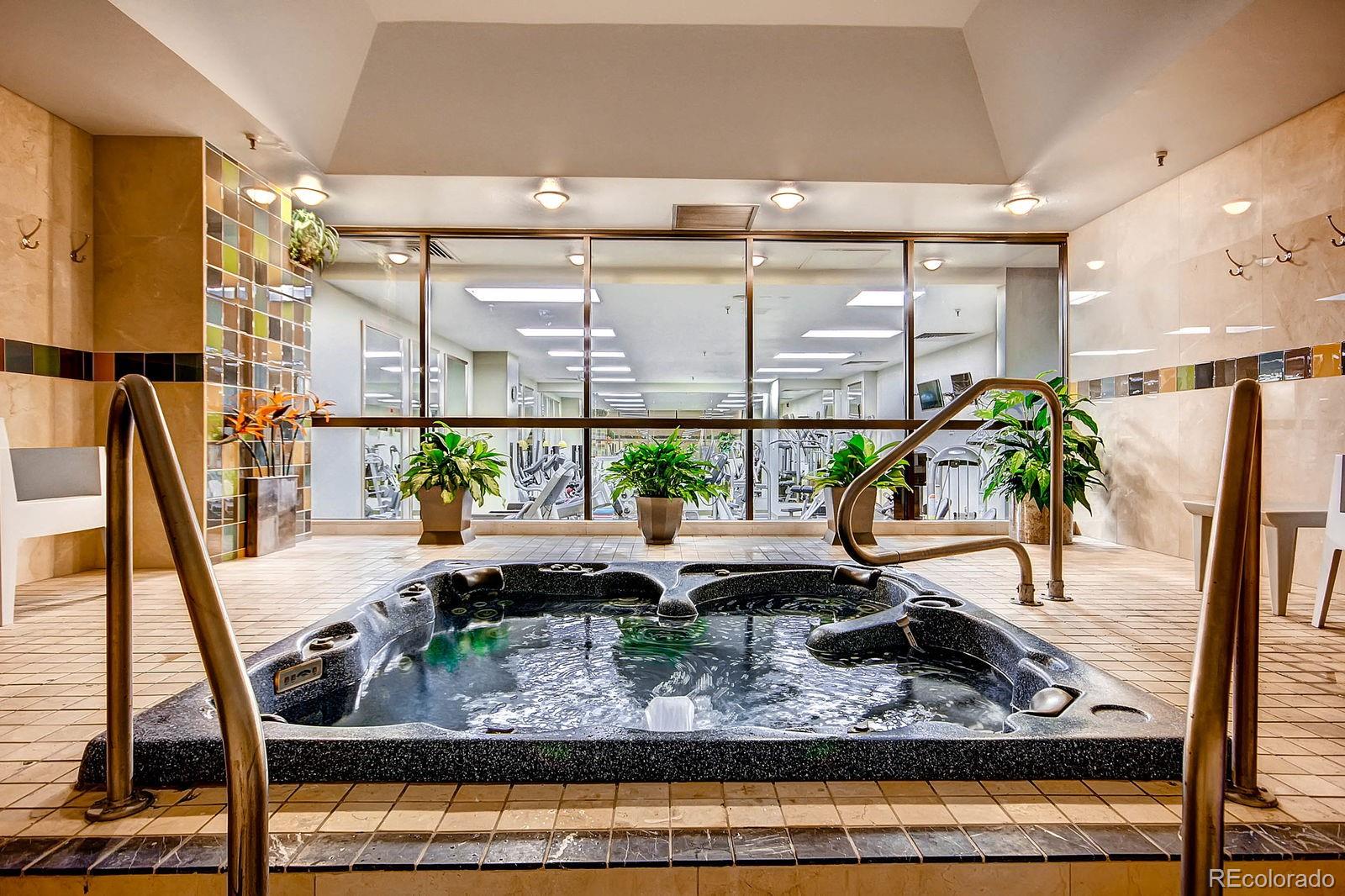 1551 Larimer Street Unit: 1402