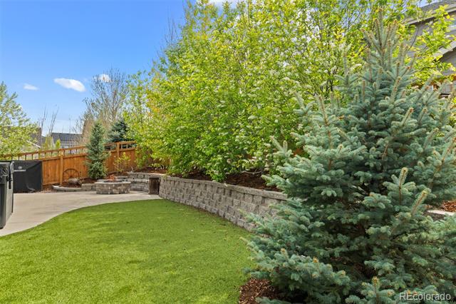 6827 Leilani Lane
