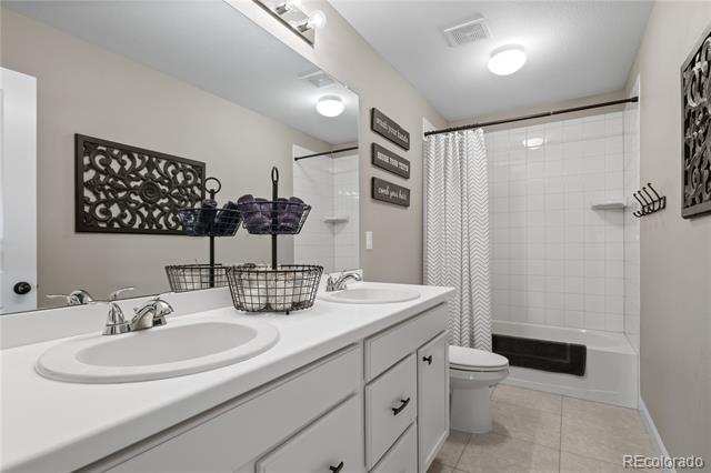 6827 Leilani Lane