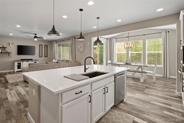 6827 Leilani Lane