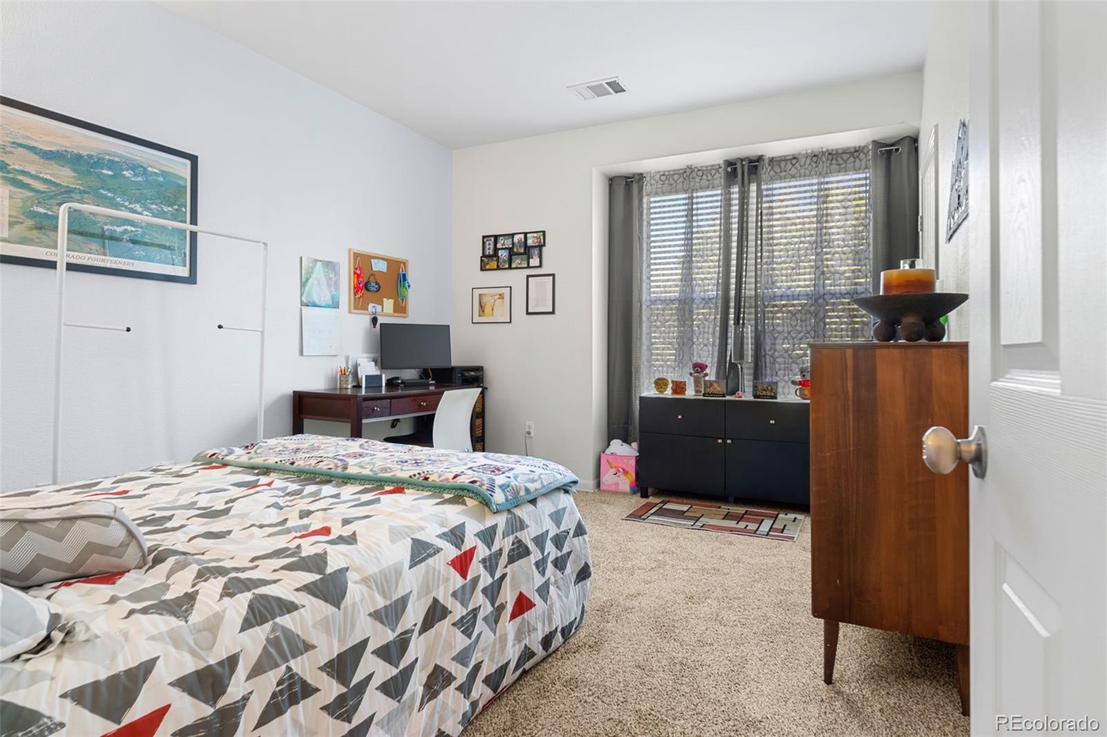 6017 Castlegate Drive Unit: F22