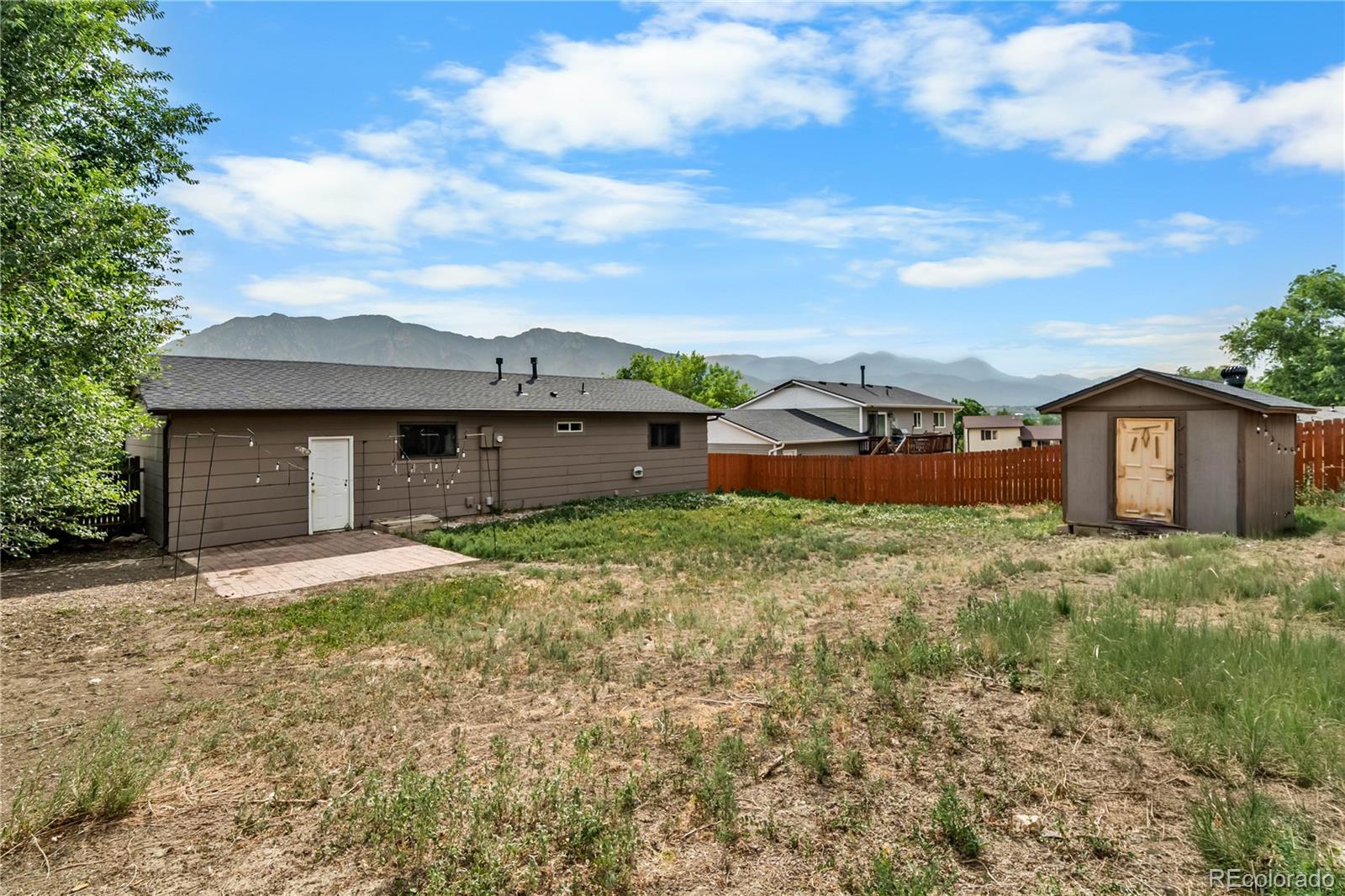 4365 Drummond S