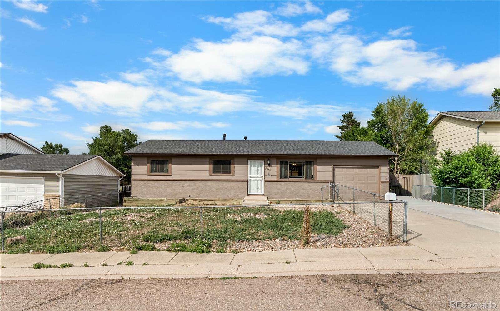 4365 Drummond S