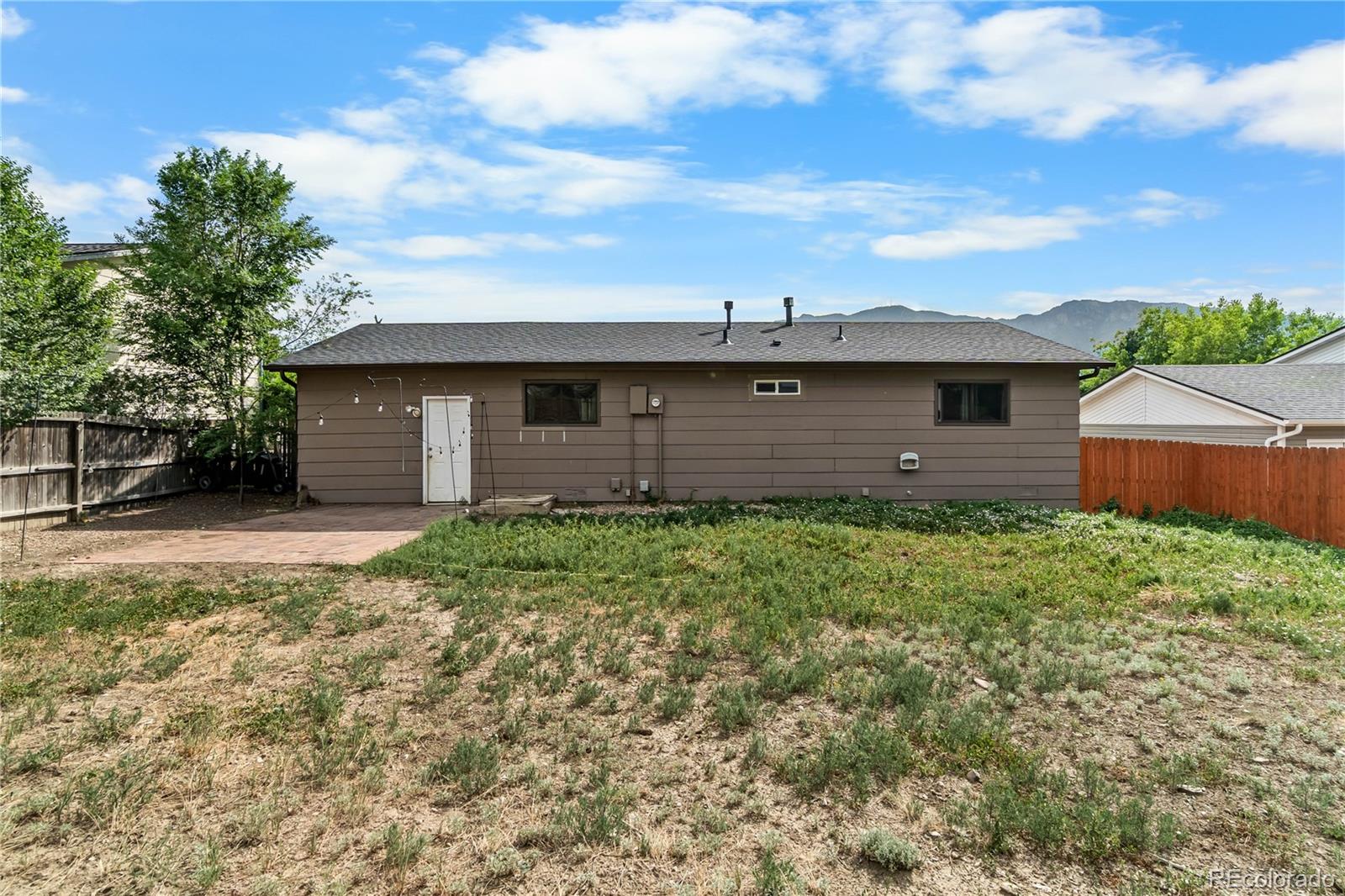 4365 Drummond S