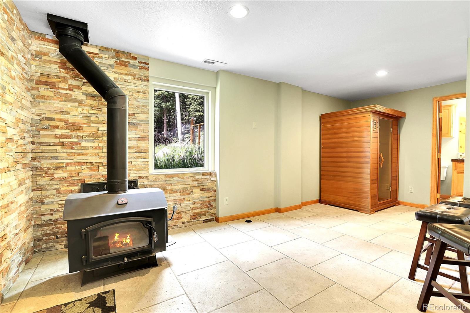 1176 Raven Ridge Road