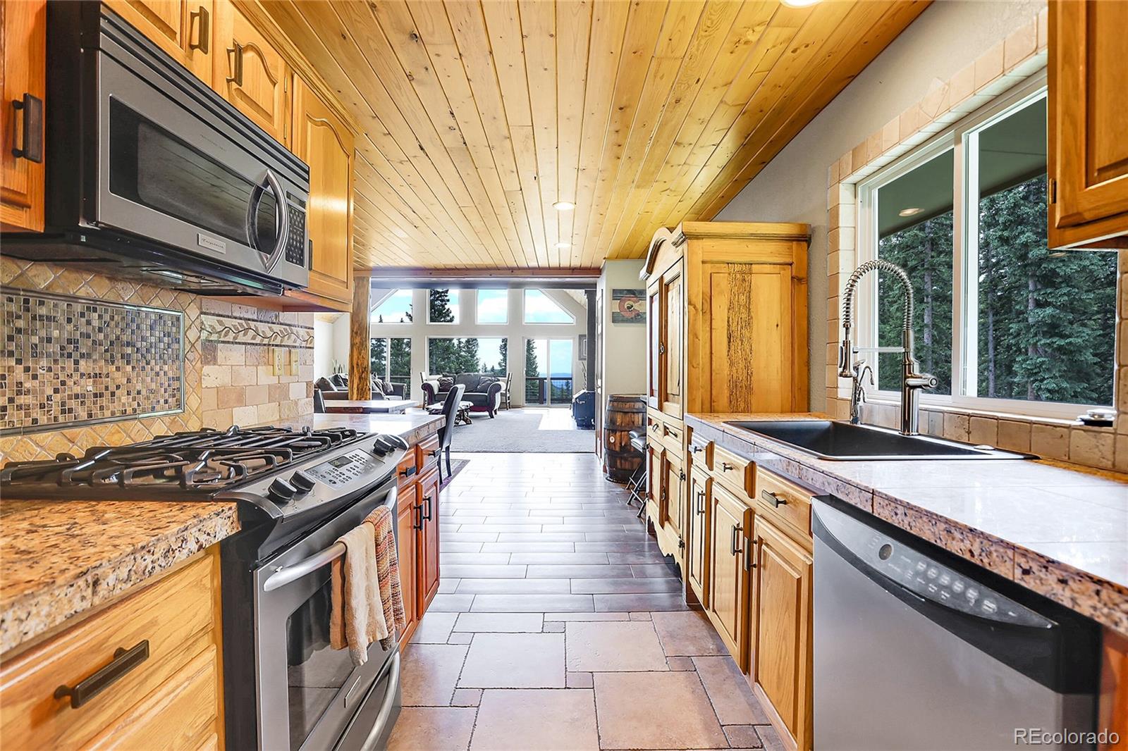 1176 Raven Ridge Road