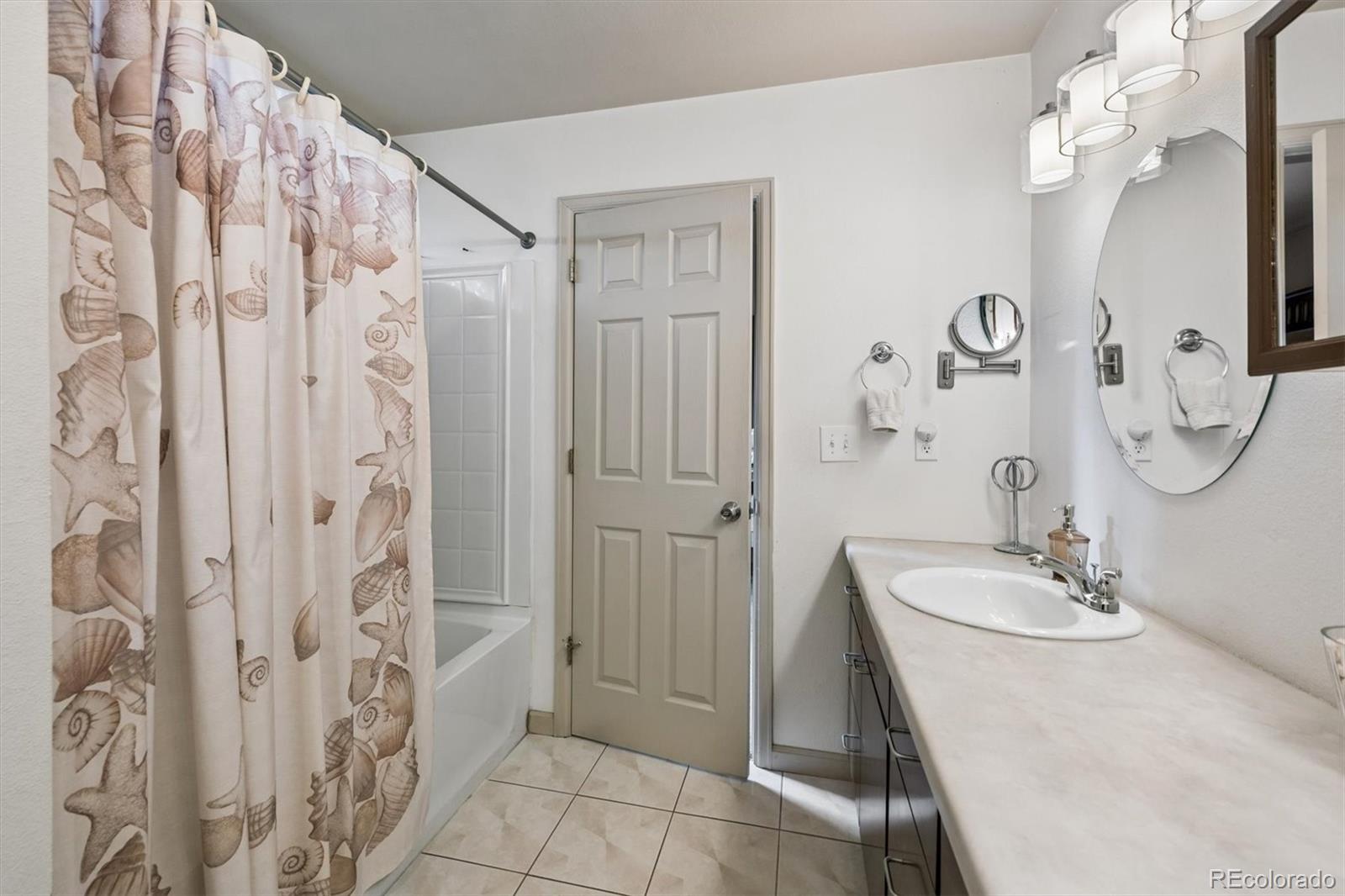 1387 Lodge Pole Drive