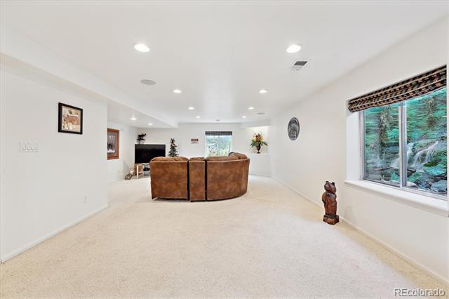 4099 Starflower Road