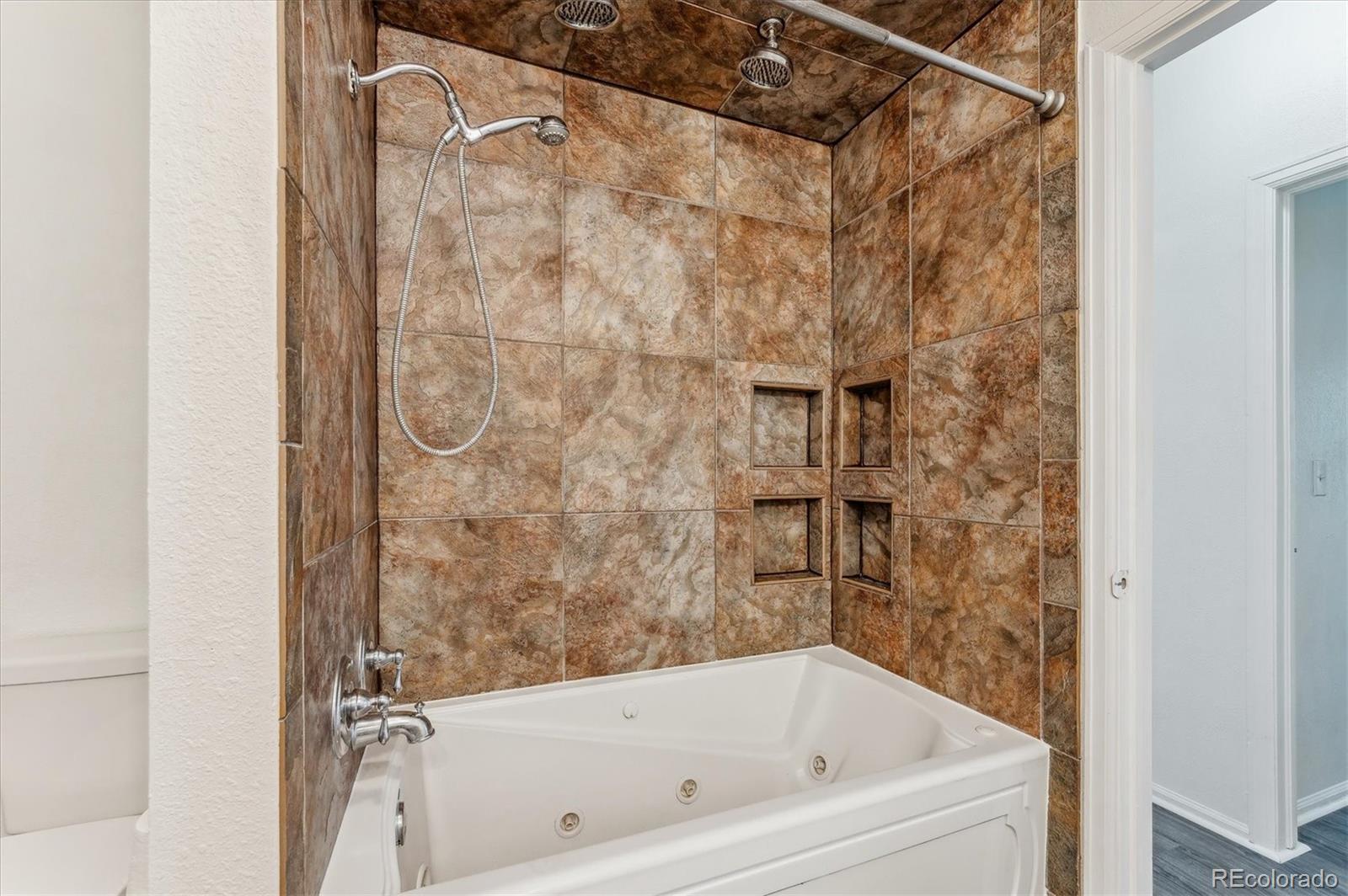 6705 S Field Street Unit: 824