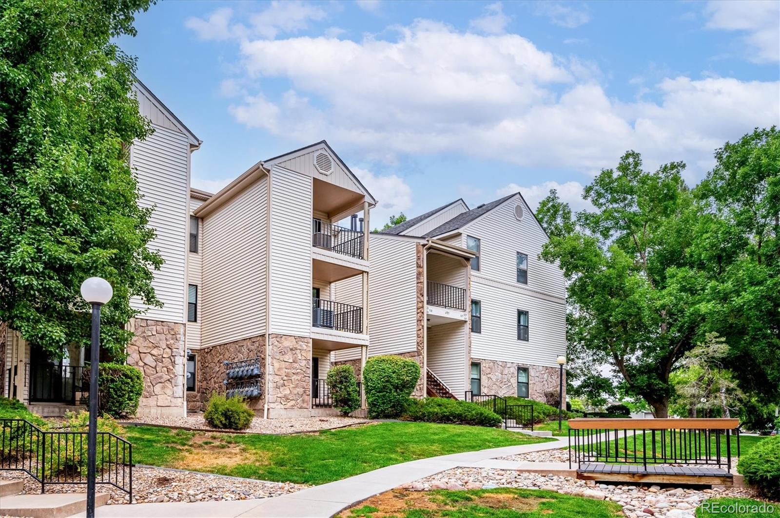 6705 S Field Street Unit: 824