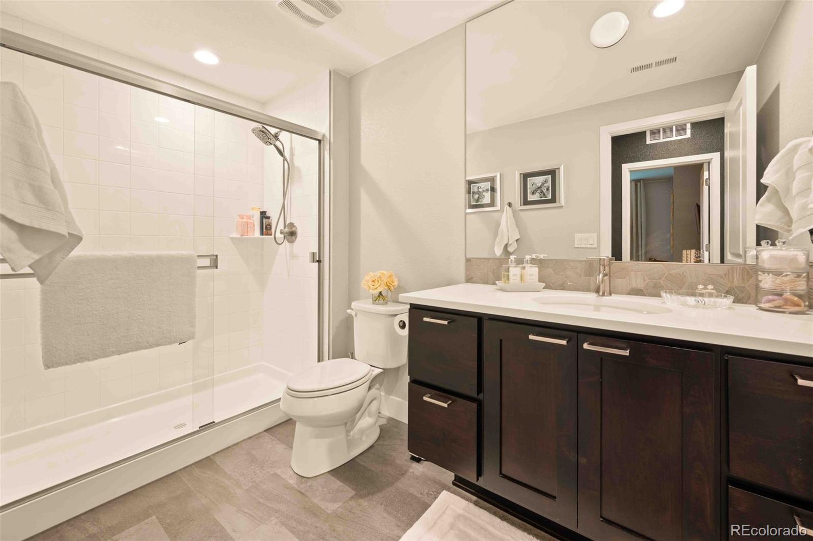 9734 Bennett Peak Street