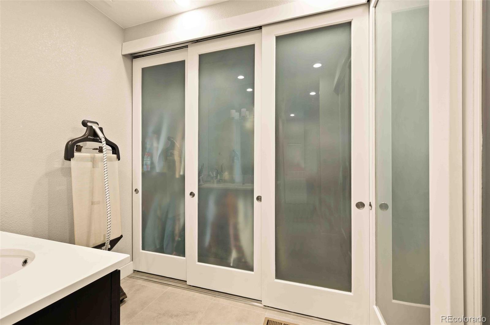 9734 Bennett Peak Street