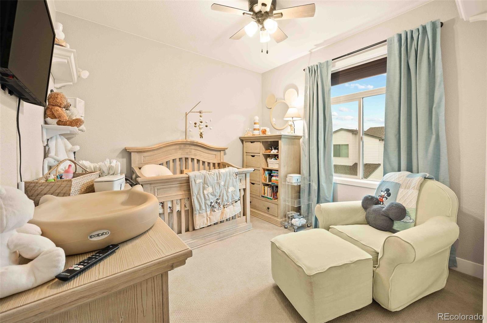 9734 Bennett Peak Street