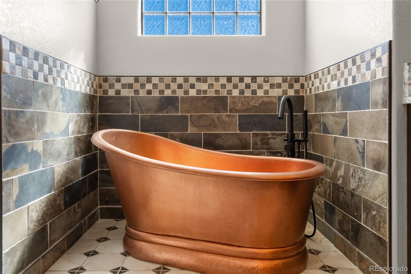 3589 Winterhawk Circle