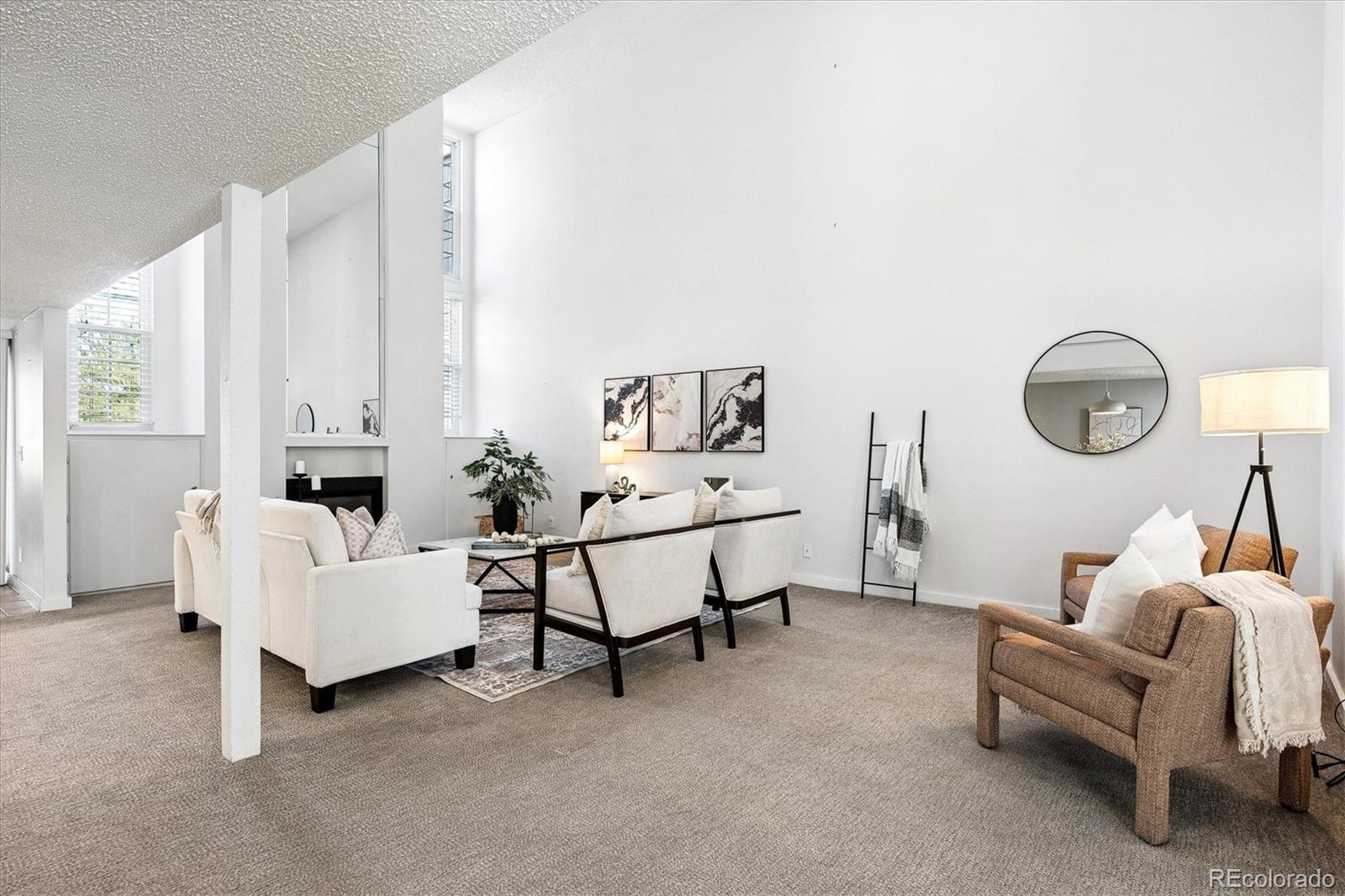 2770 S Elmira Street Unit: 7
