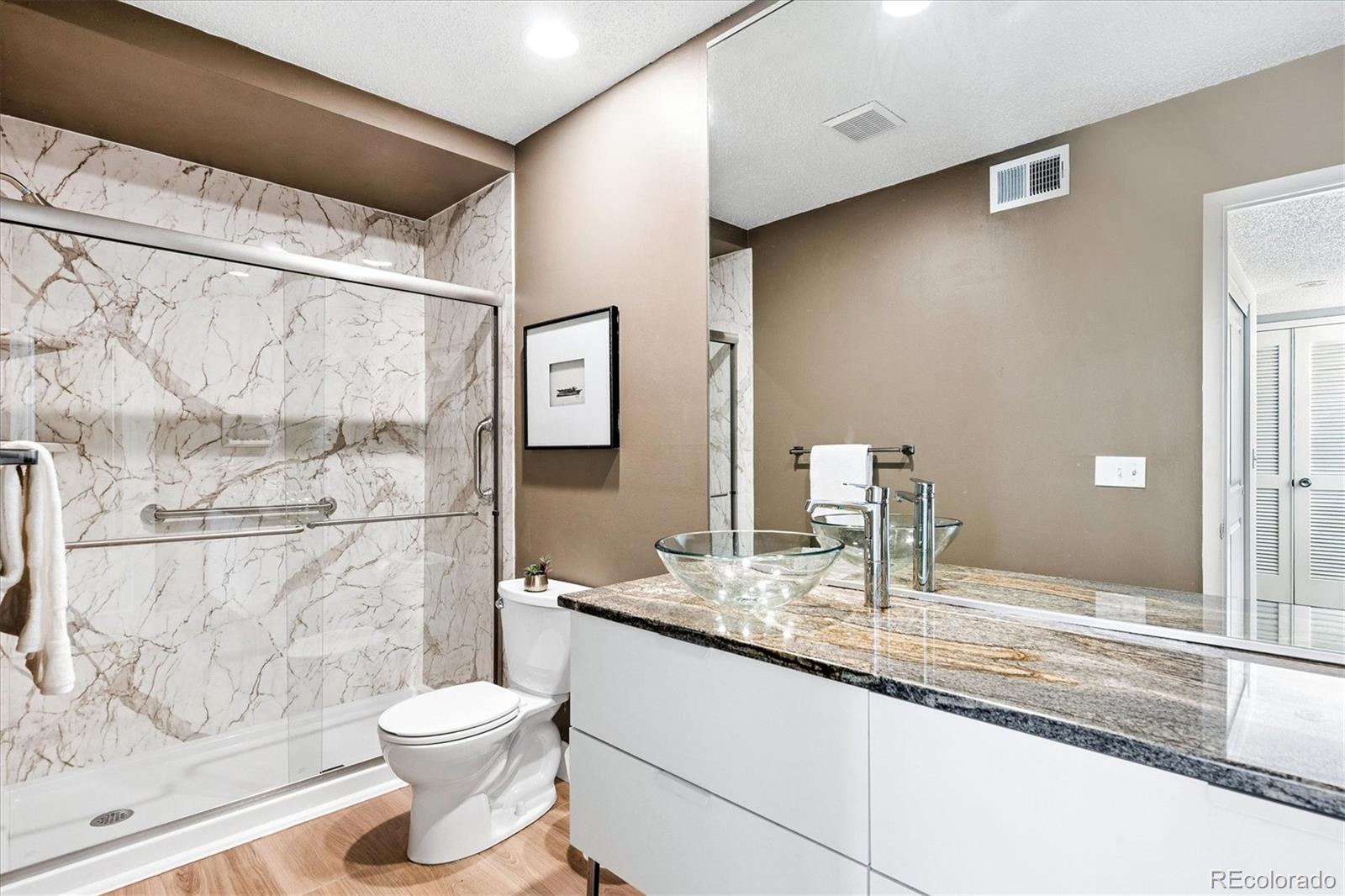 2770 S Elmira Street Unit: 7