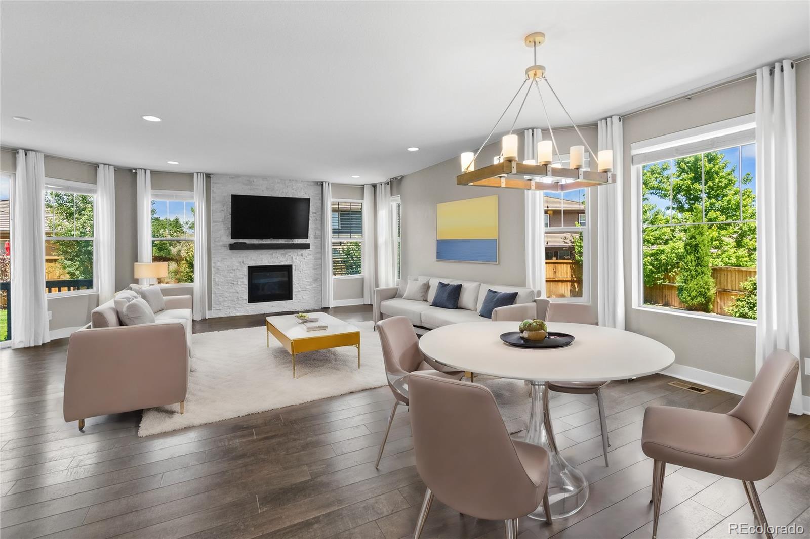 10018 Tall Oaks Street