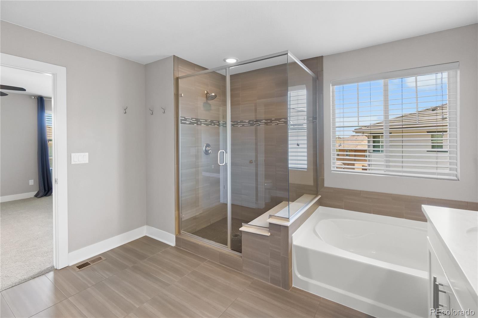 10018 Tall Oaks Street