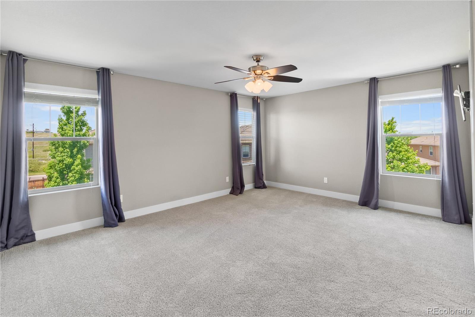 10018 Tall Oaks Street