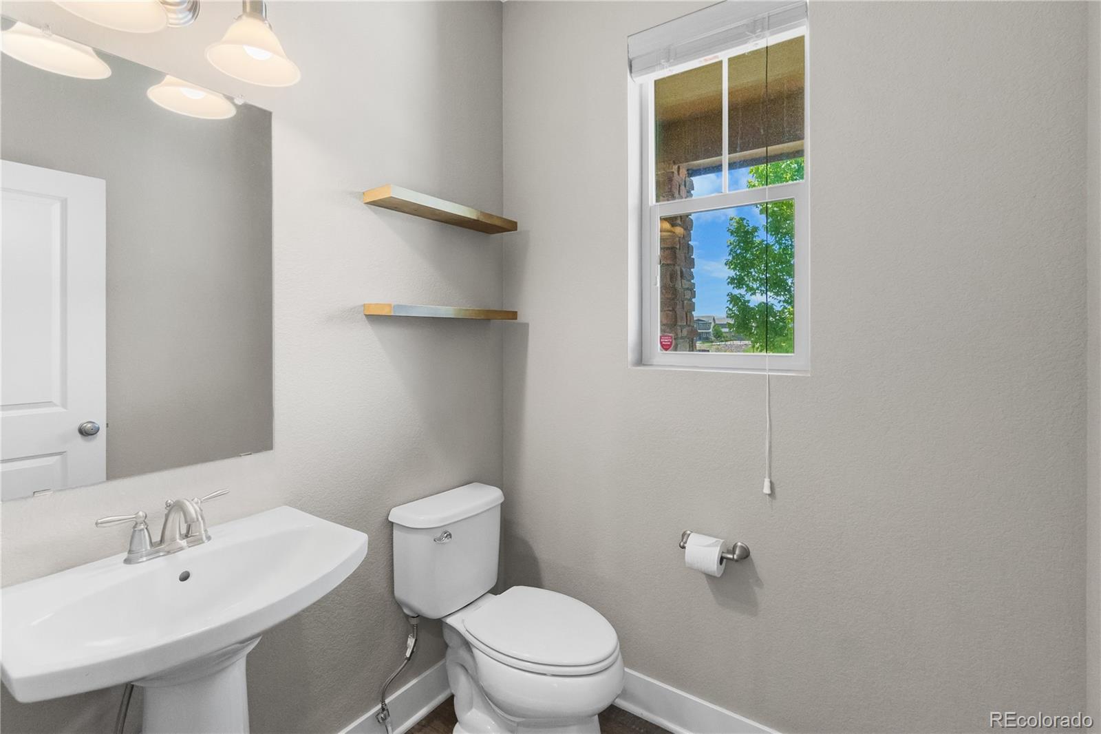 10018 Tall Oaks Street