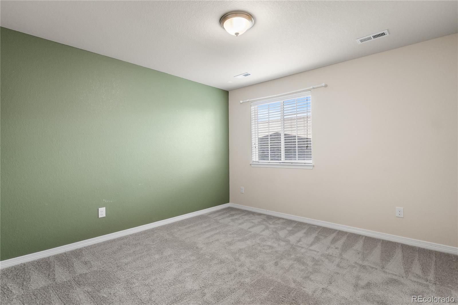 15165 Yellowthroat Street