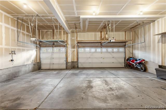 15165 Yellowthroat Street