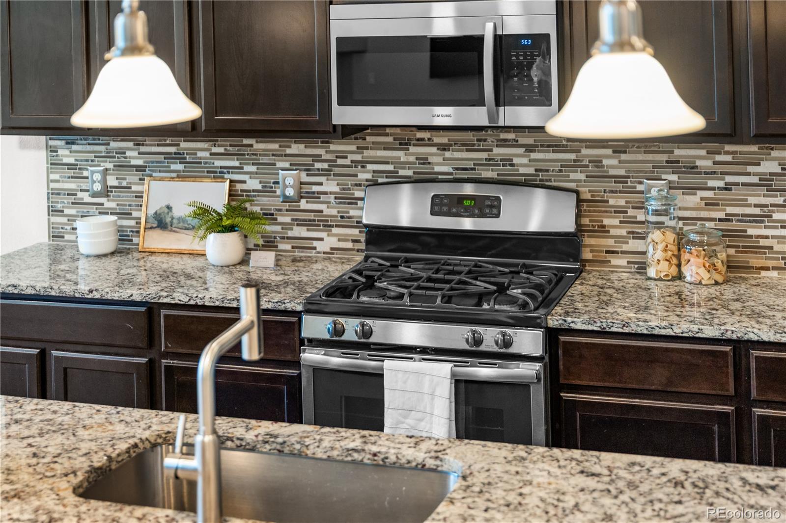 15165 Yellowthroat Street