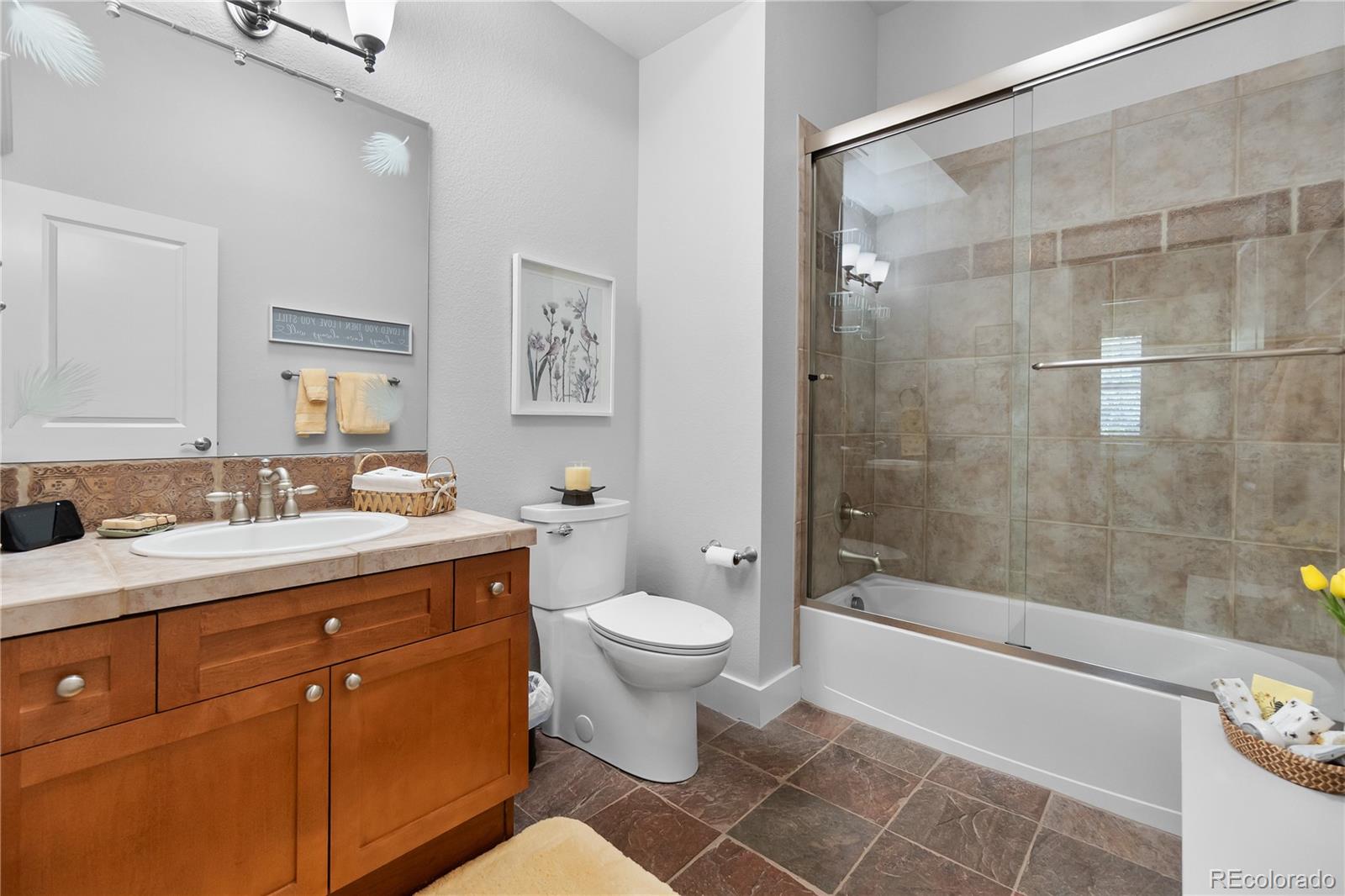 2814 Oak Vista Lane