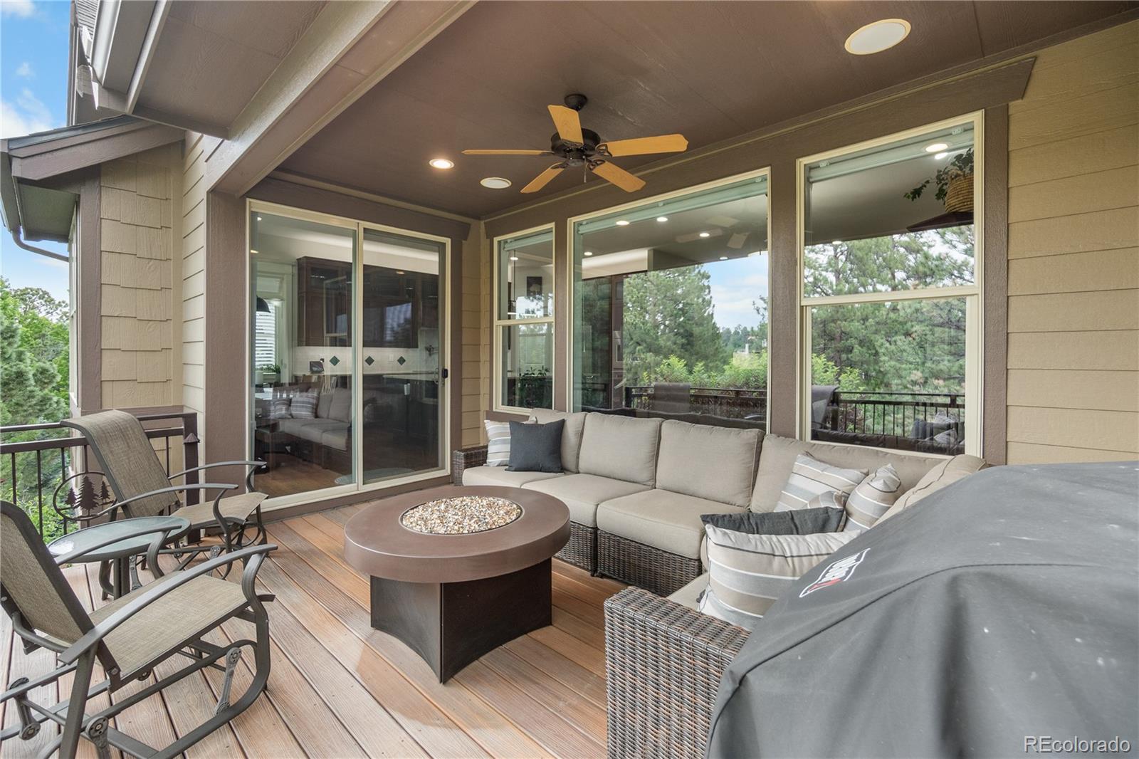 2814 Oak Vista Lane