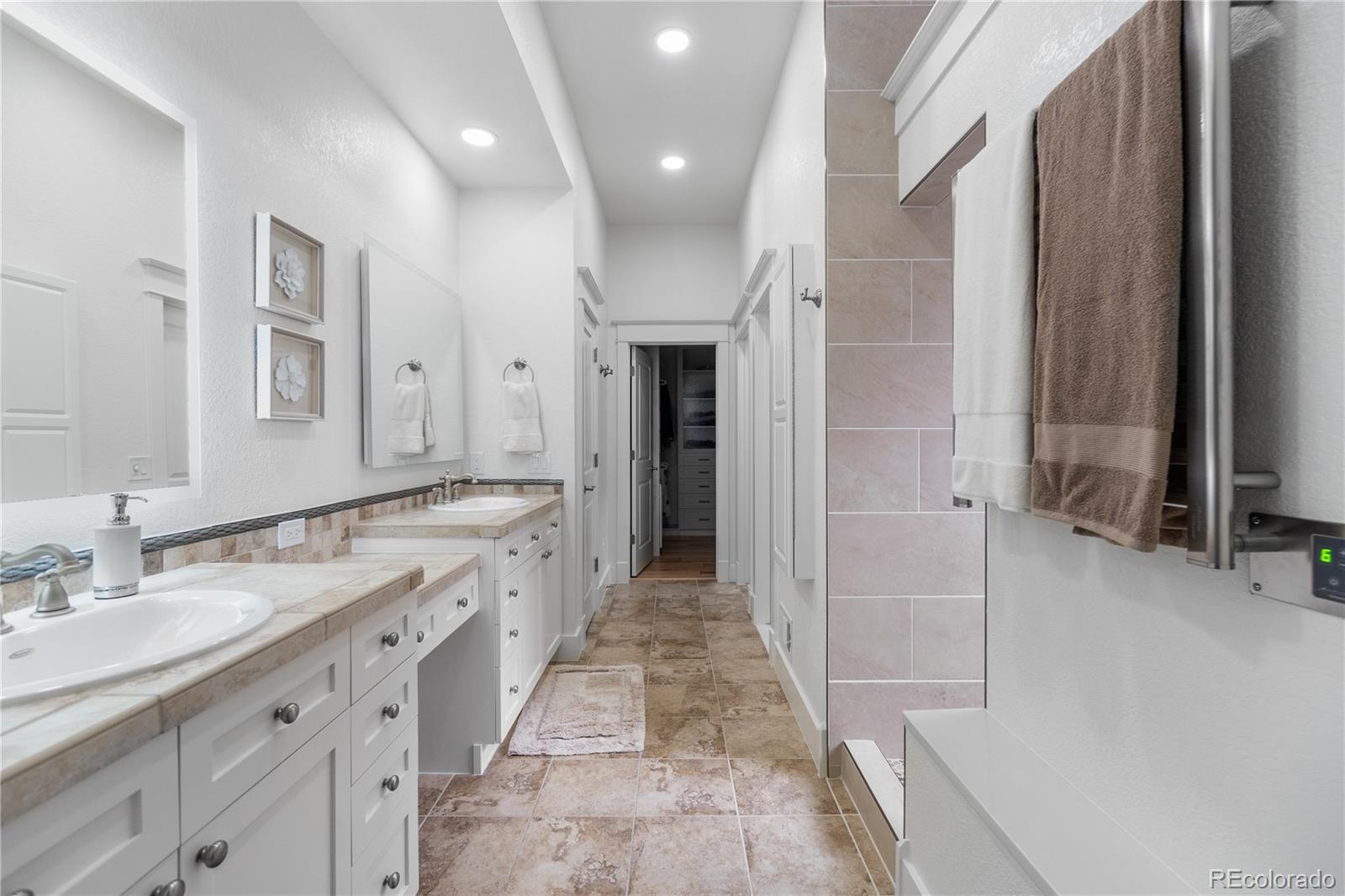2814 Oak Vista Lane