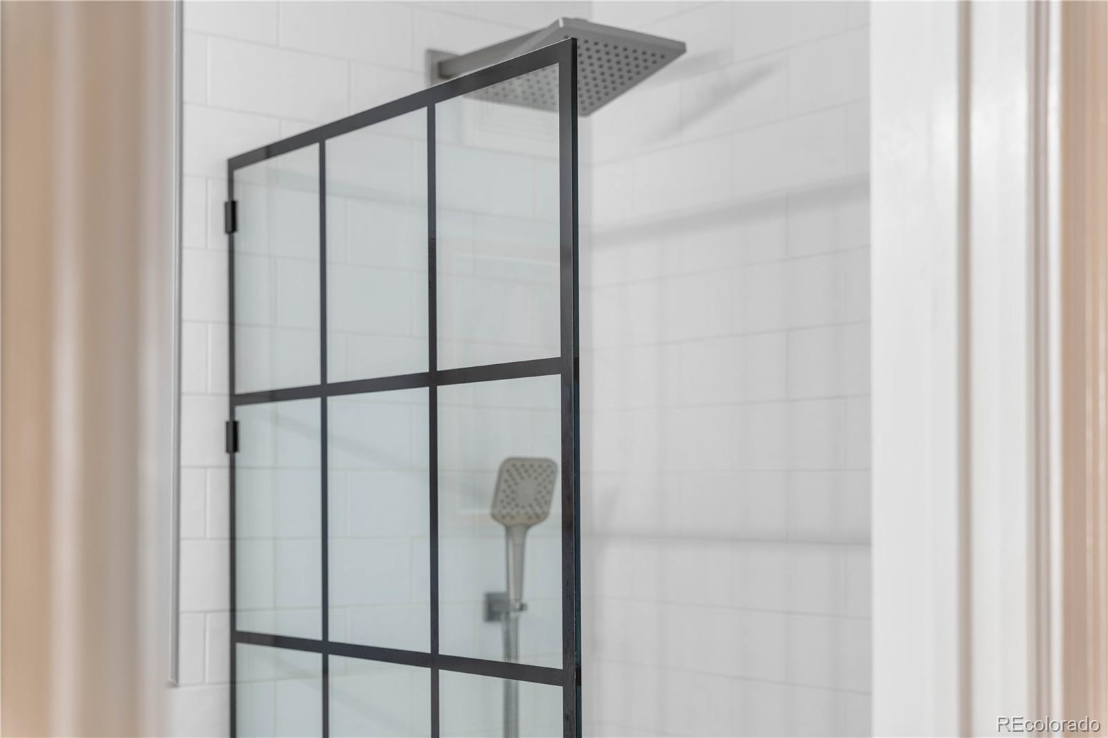 1625 Larimer Street Unit: 1601