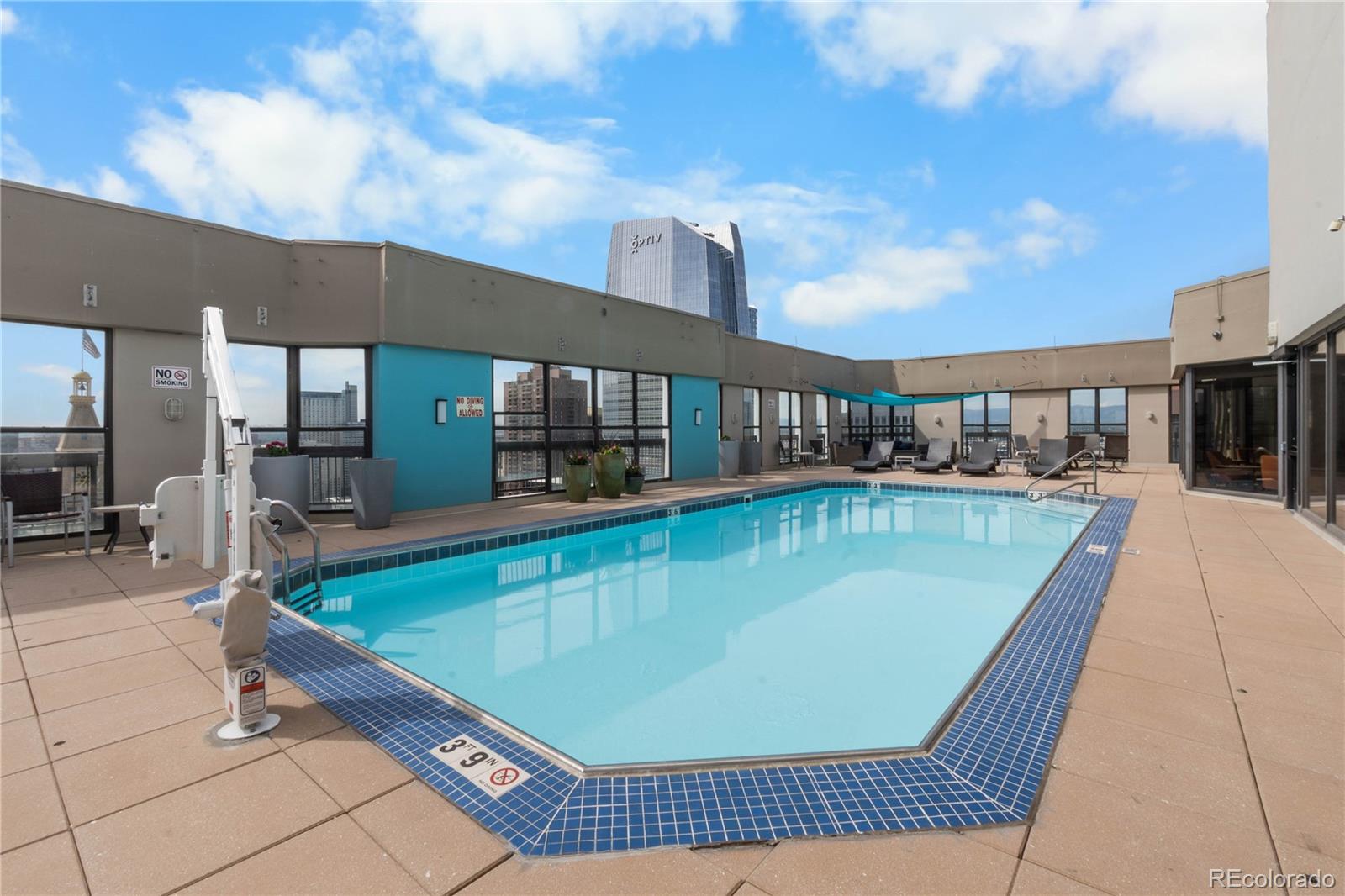 1625 Larimer Street Unit: 1601