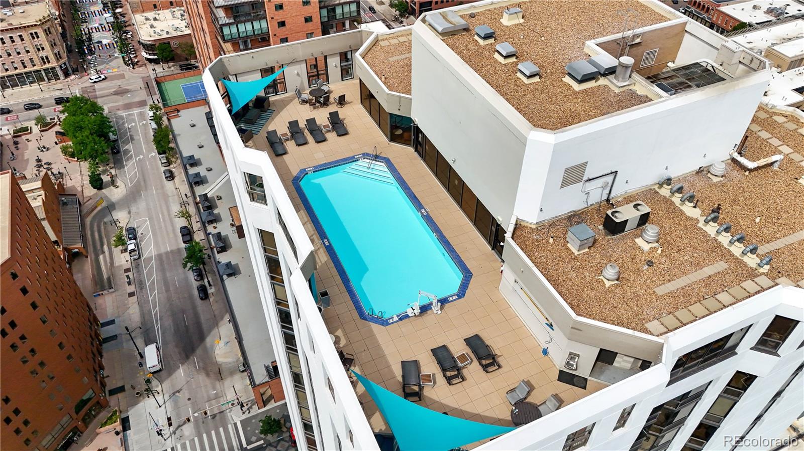 1625 Larimer Street Unit: 1601
