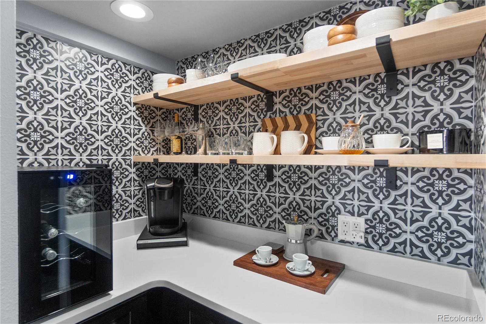1625 Larimer Street Unit: 1601