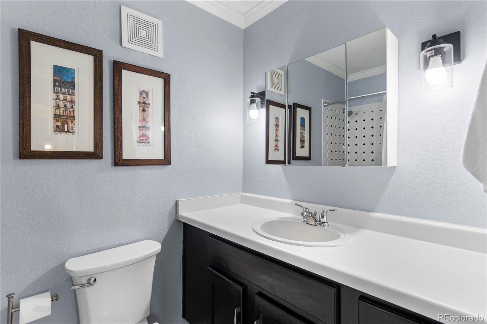 1625 Larimer Street Unit: 1601
