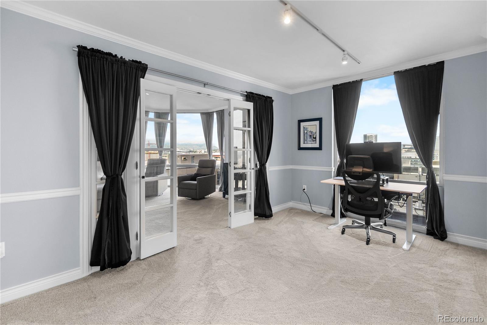 1625 Larimer Street Unit: 1601
