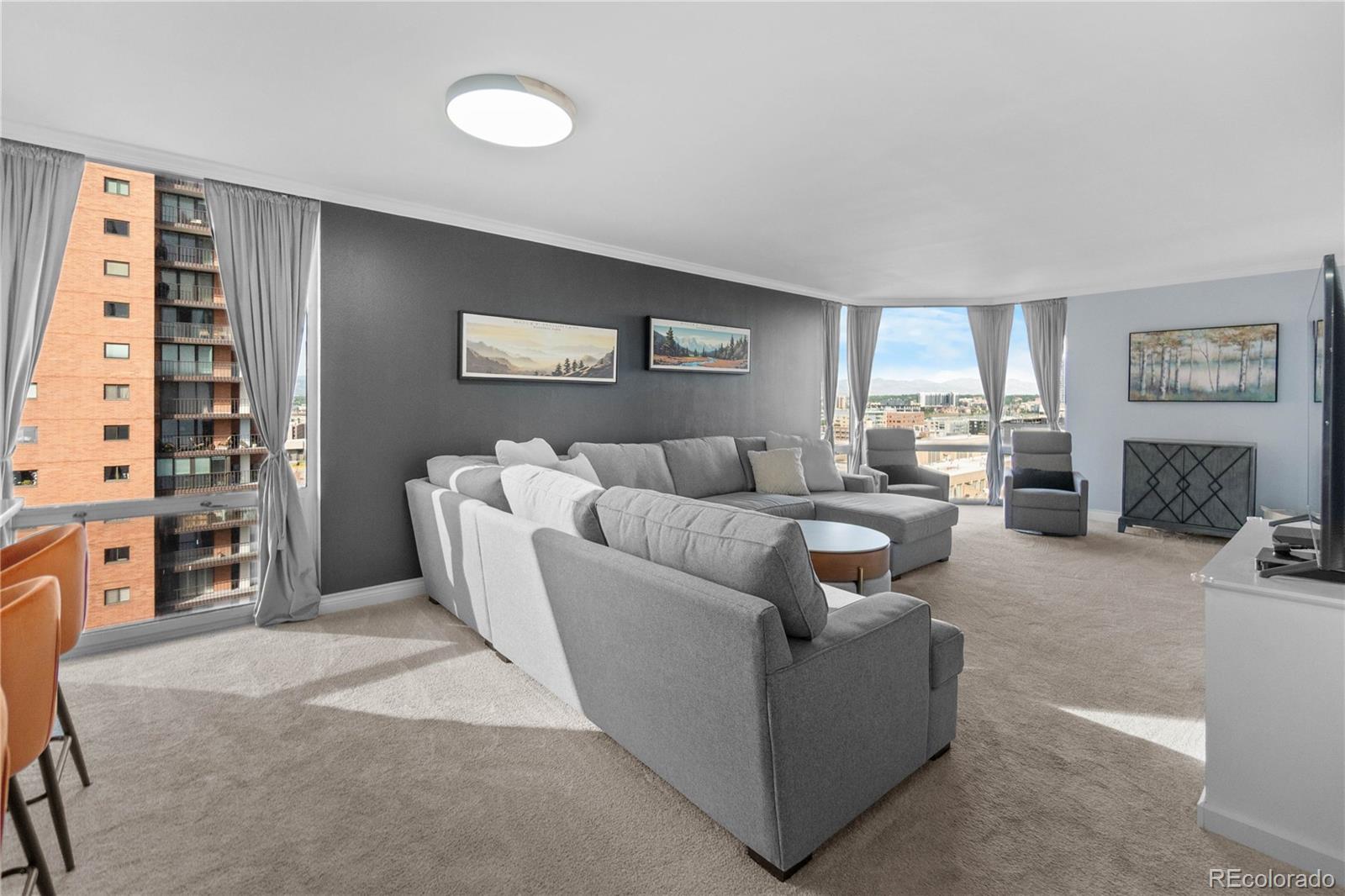 1625 Larimer Street Unit: 1601