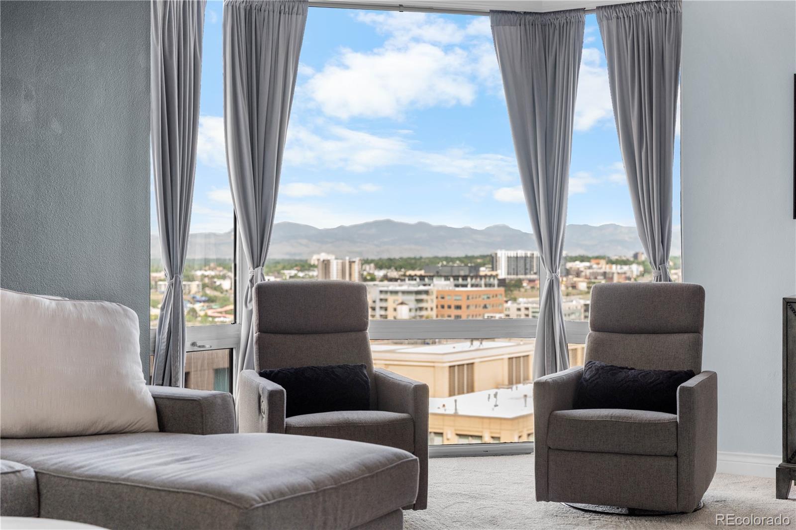 1625 Larimer Street Unit: 1601